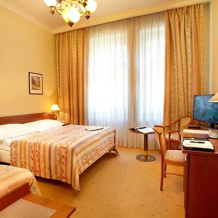 Отель Galerie Royale 4*