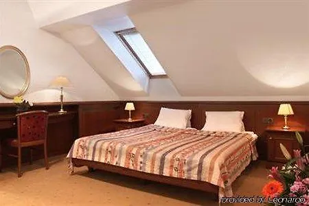 Hotel Galerie Royale 4*