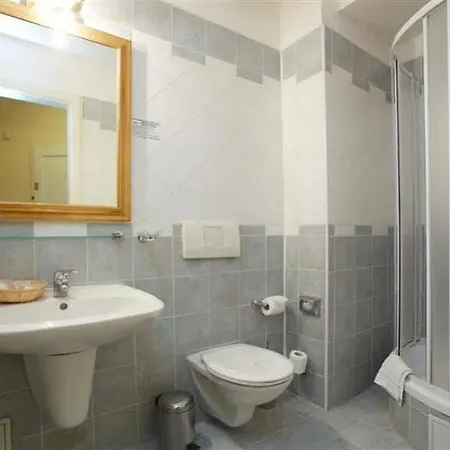Hotel Galerie Royale 4*