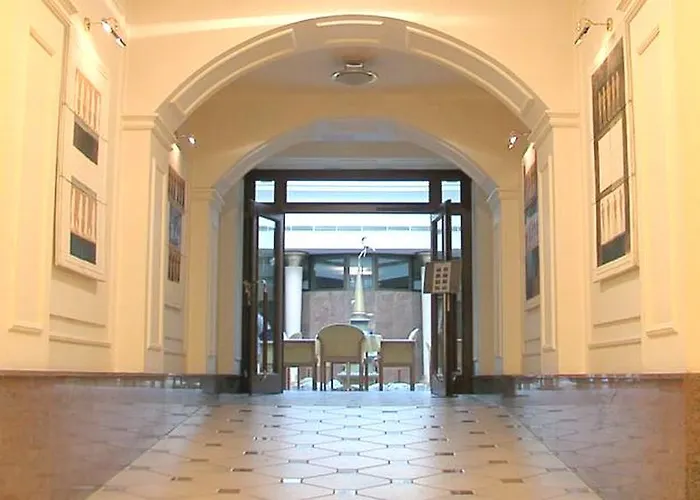 Galerie Royale Отель 4*