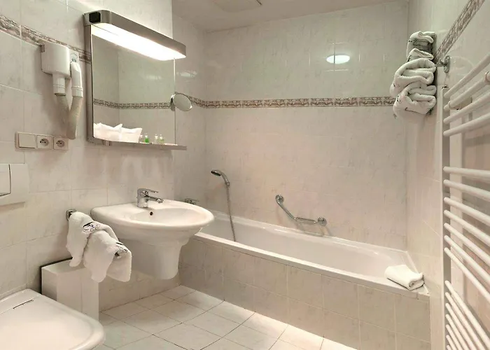 Отель Galerie Royale 4*