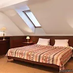 Ξενοδοχείο Galerie Royale 4*