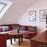 Galerie Royale Ξενοδοχείο 4*